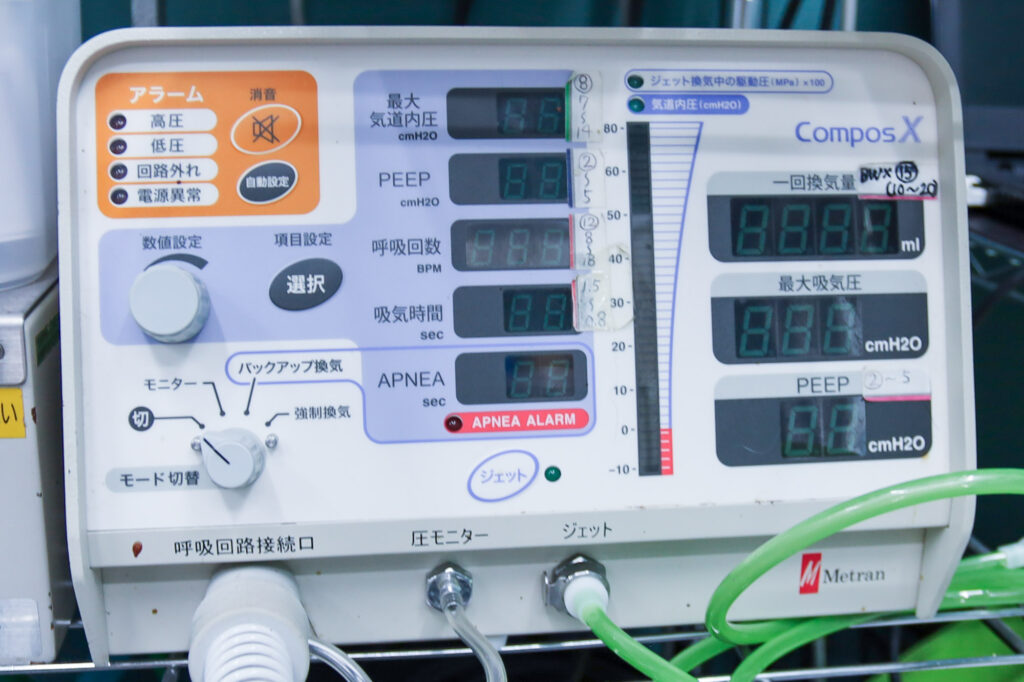 麻酔用人工呼吸器
メトラン コンポースX